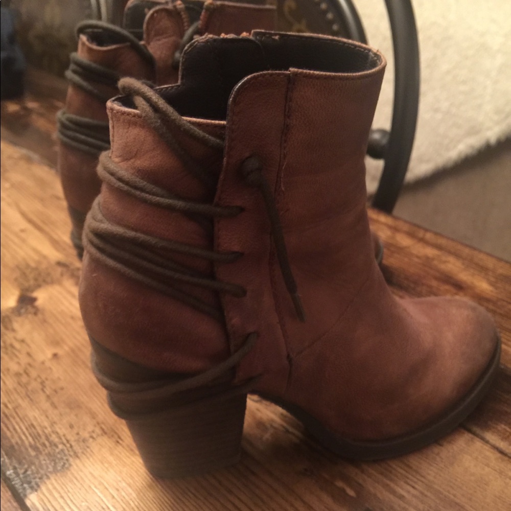 Steve Madden bootie